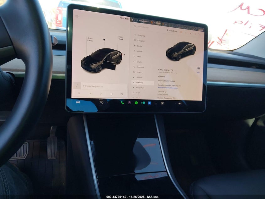 2019 Tesla Model 3 Long Range/Mid Range/Standard Range/Standard Range Plus VIN: 5YJ3E1EA1KF324035 Lot: 43739142