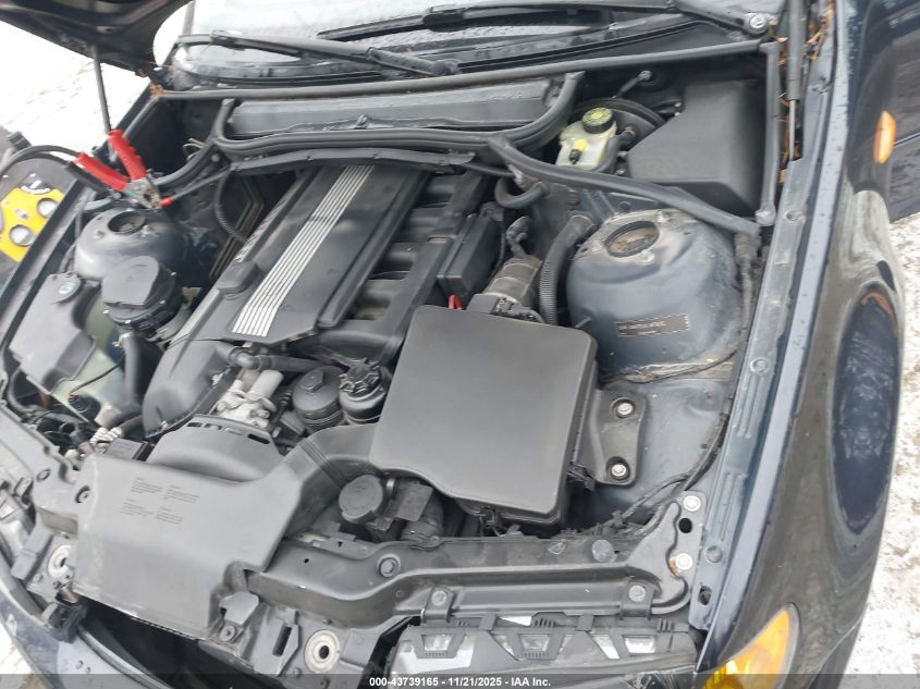 2004 BMW 325Xi VIN: WBAEU334X4PR07052 Lot: 43739165