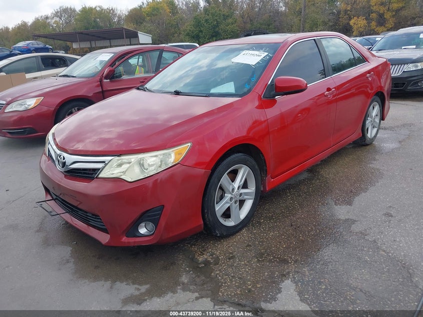 4T1BF1FK1CU534185 2012 TOYOTA CAMRY photo no. 2