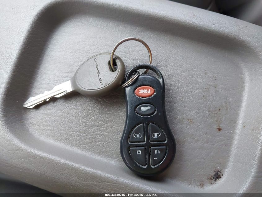 2003 Chrysler Town & Country Limited VIN: 2C8GP64L53R276023 Lot: 43739215