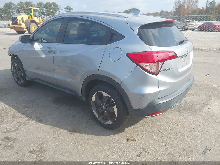 3CZRU6H76JM727586 2018 HONDA HR-V photo no. 3