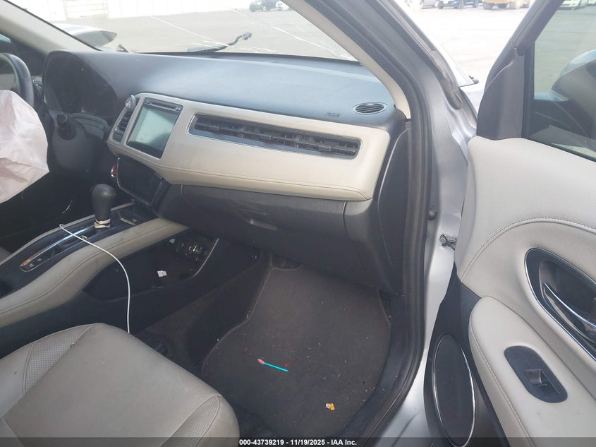 3CZRU6H76JM727586 2018 HONDA HR-V photo no. 5