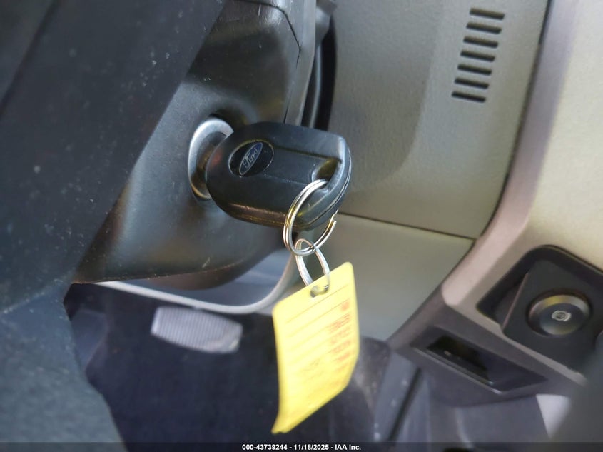 2015 Ford F-250 Xlt VIN: 1FT7W2BT8FED50195 Lot: 43739244