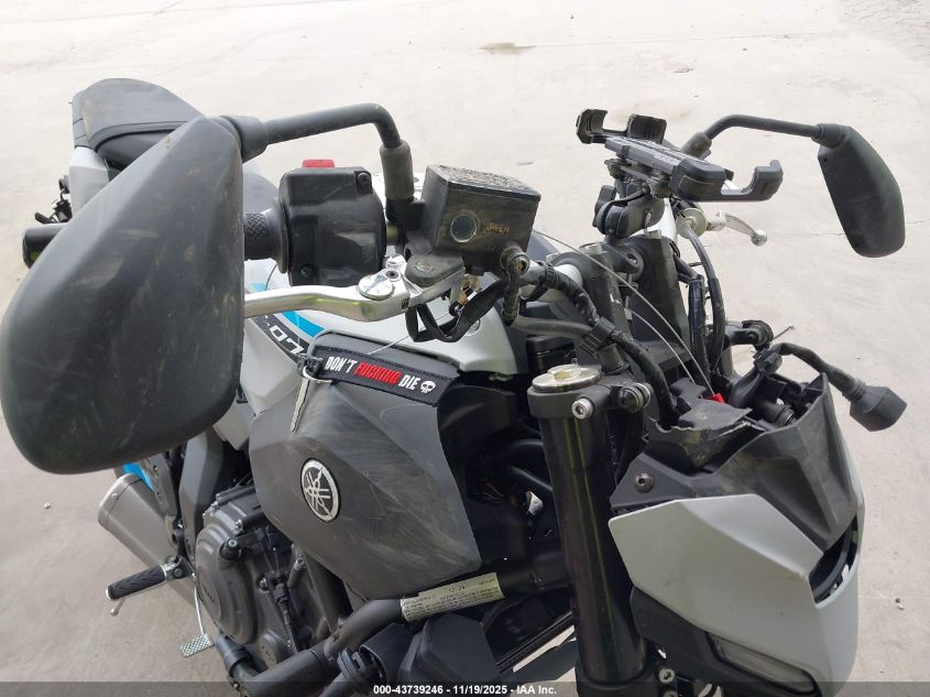 2025 Yamaha Mtn690 VIN: JYARM48E7SA002159 Lot: 43739246