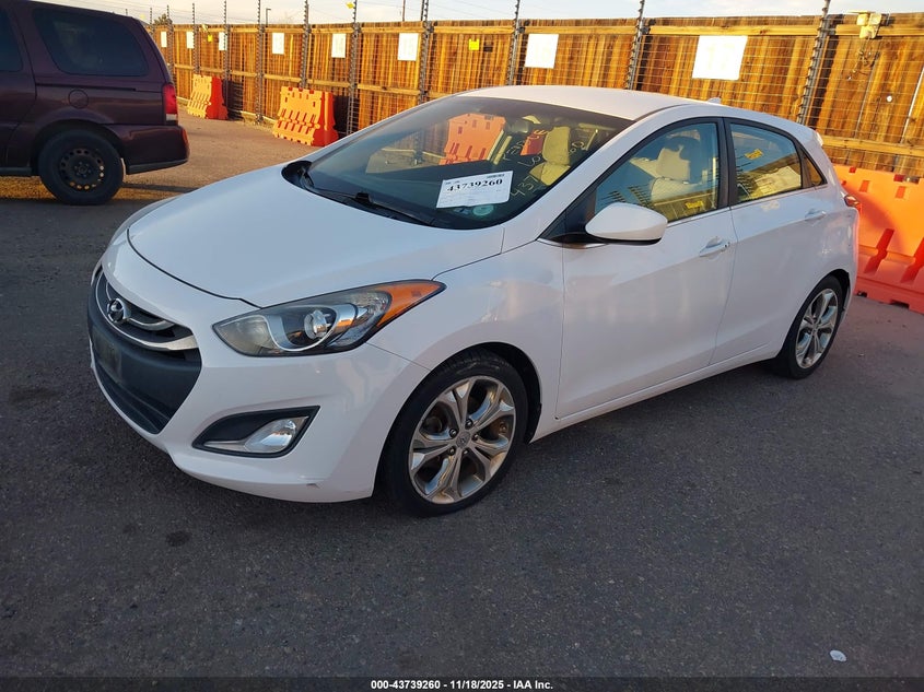 KMHD35LE7DU124788 2013 HYUNDAI ELANTRA photo no. 2