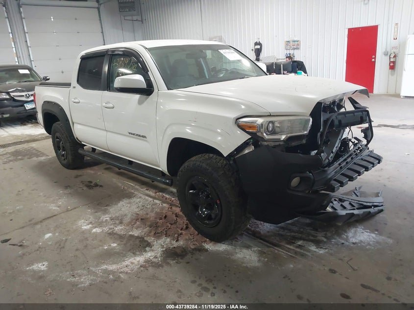 TOYOTA TACOMA SR5 V6