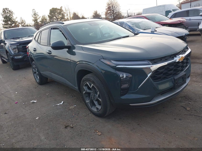 CHEVROLET TRAX FWD LT