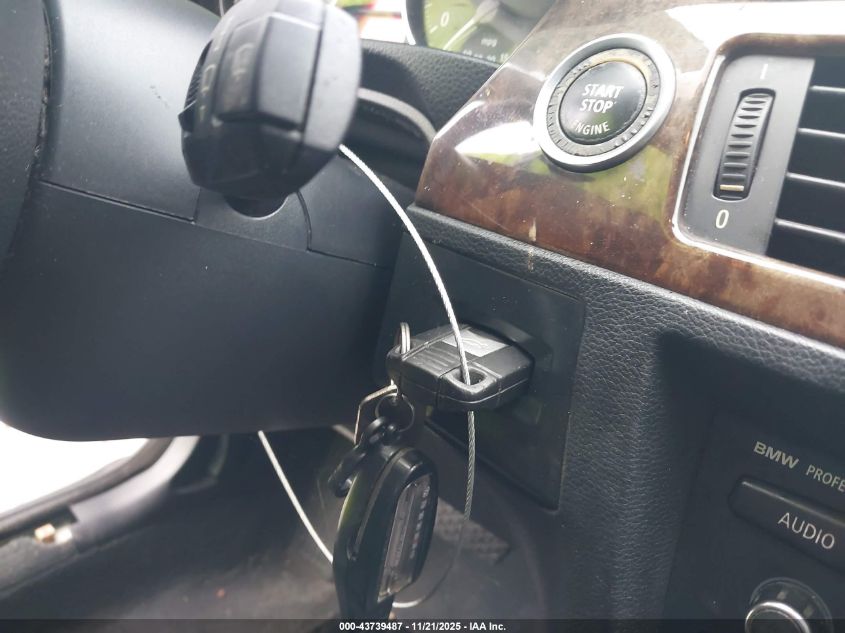 2009 BMW 328I VIN: WBAPH57569NL78746 Lot: 43739487