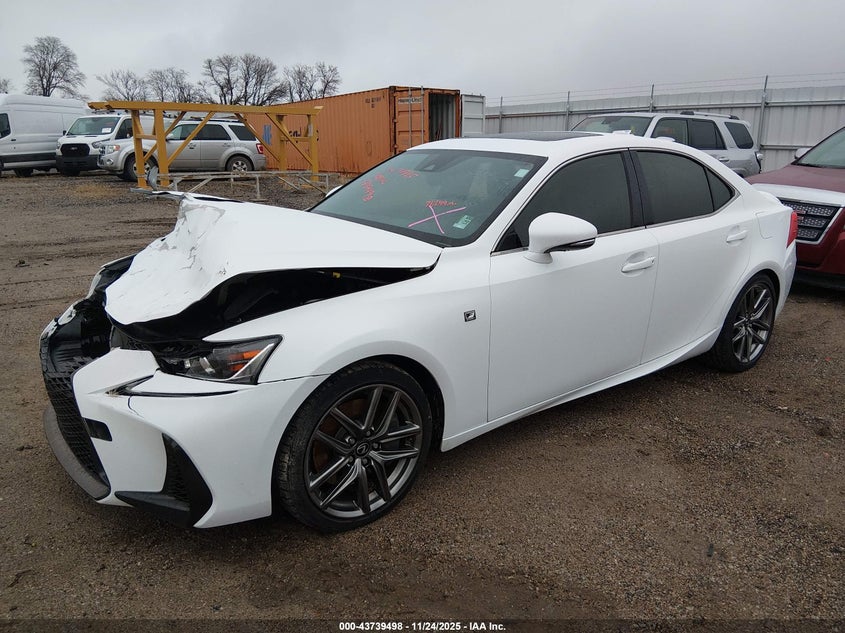 Vin: jthc81d24j5027311, lot: 44234858, lexus is 300 20182