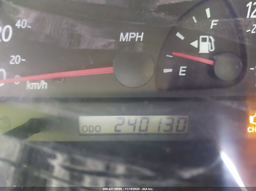 2004 Toyota Camry Le VIN: 4T1BE32K04U304353 Lot: 43739598