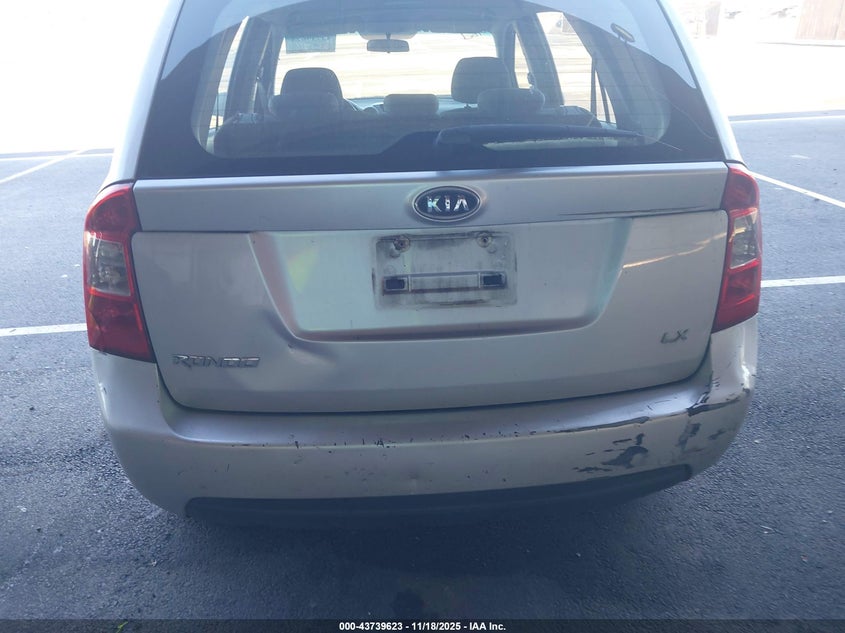 2009 Kia Rondo Lx VIN: KNAFG528897261500 Lot: 43739623