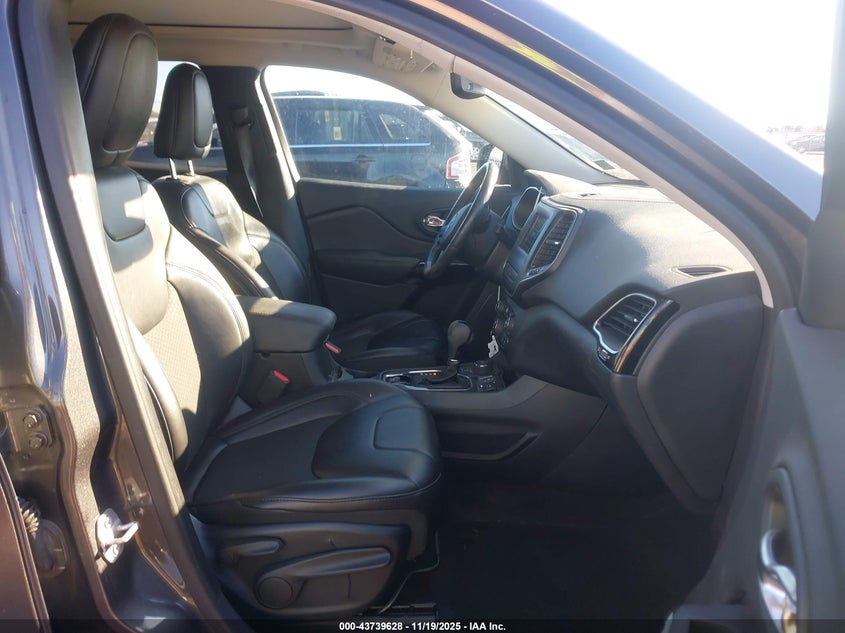 1C4PJMLXXKD437947 2019 JEEP CHEROKEE photo no. 5