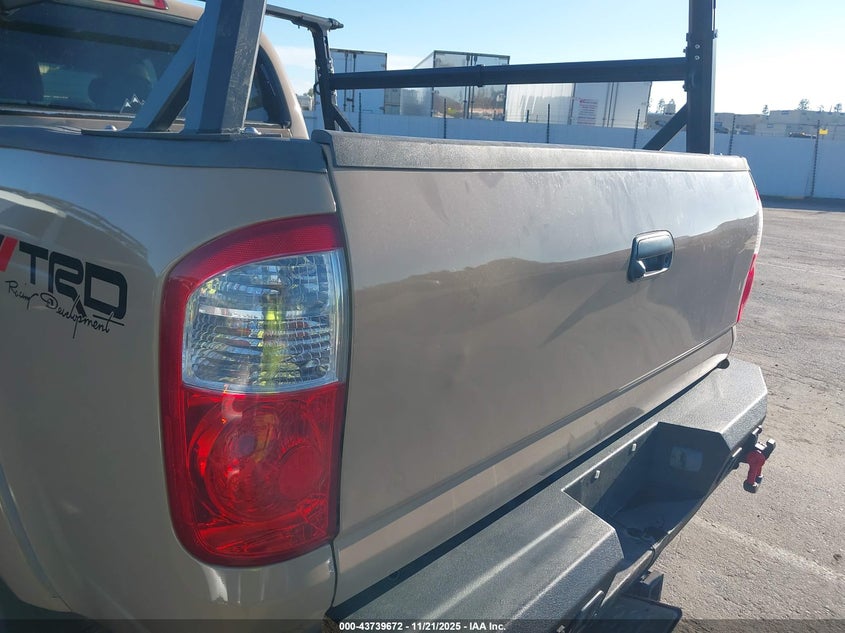 2005 Toyota Tundra Limited V8 VIN: 5TBET38165S481087 Lot: 43739672