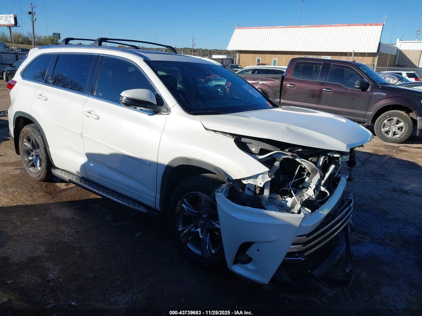 TOYOTA HIGHLANDER LIMITED PLATINUM