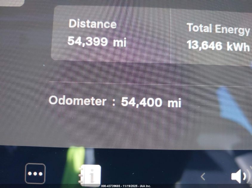 2022 Tesla Model 3 Long Range Dual Motor All-Wheel Drive VIN: 5YJ3E1EB6NF125799 Lot: 43739685