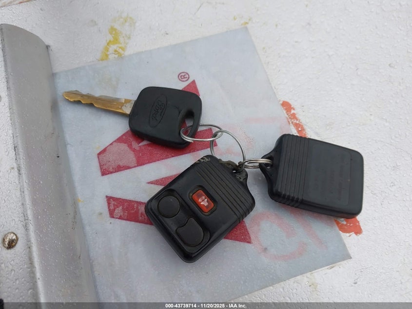 2002 Ford F-150 Lariat/Xl/Xlt VIN: 1FTRX18L72NC09944 Lot: 43739714