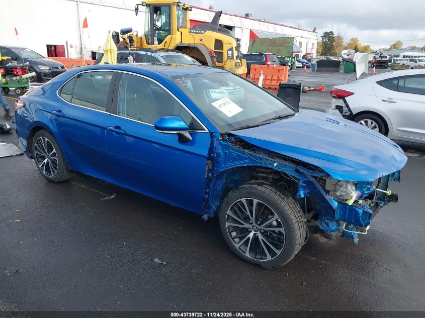 TOYOTA CAMRY HYBRID SE HYBRID