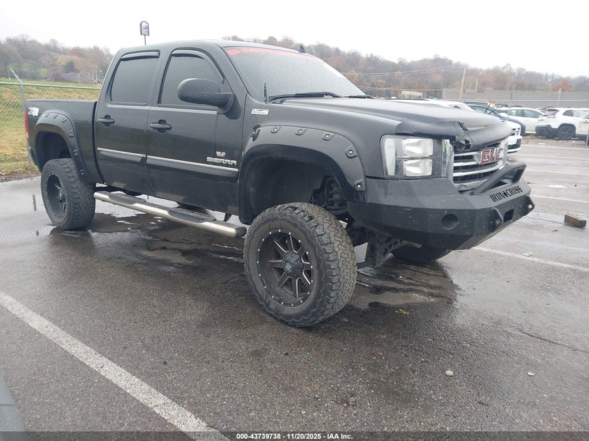 GMC SIERRA 1500 SLT