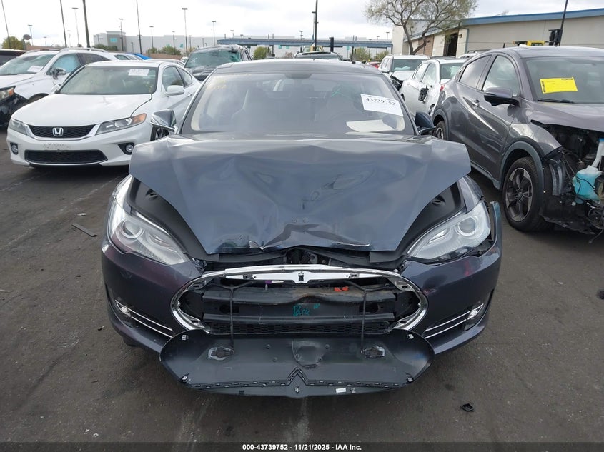 2014 Tesla Model S P85 VIN: 5YJSA1H13EFP50493 Lot: 43739752