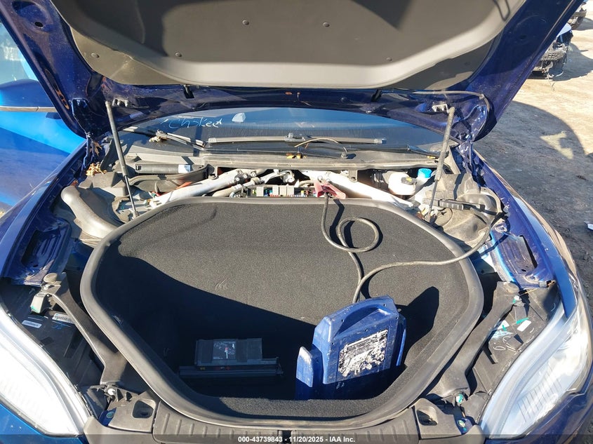 2016 Tesla Model S 60D/70D/75D/85D/90D VIN: 5YJSA1E27GF123893 Lot: 43739843