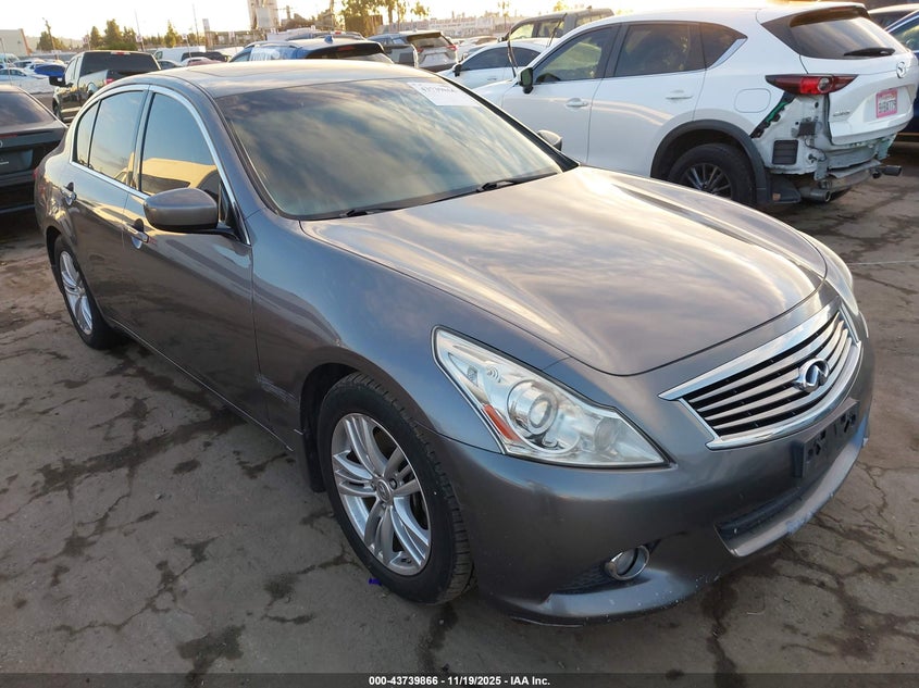 INFINITI G25 JOURNEY