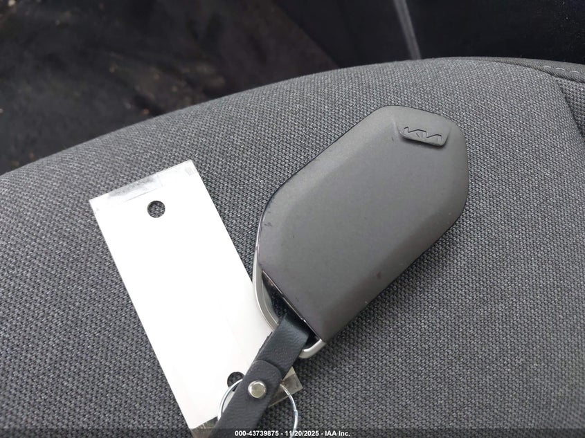 2025 Kia K4 Lxs VIN: 3KPFT4DE8SE038066 Lot: 43739875