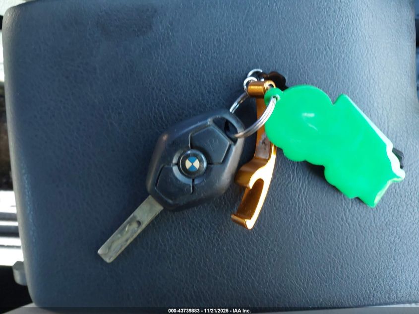 2003 BMW 325I VIN: WBAET37413NJ31451 Lot: 43739883