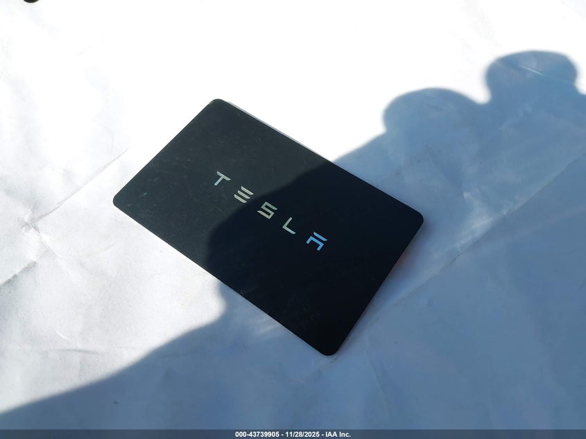 2023 Tesla Model Y Awd/Long Range Dual Motor All-Wheel Drive VIN: 7SAYGDEEXPF959687 Lot: 43739905