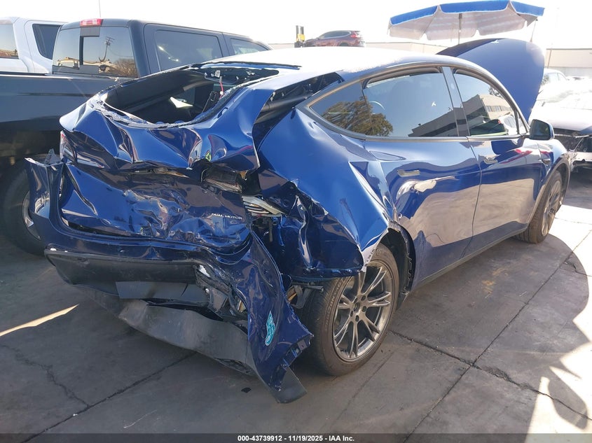 7SAYGDEE1SF284997 2025 TESLA MODEL Y photo no. 4