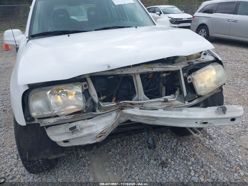 2002 Chevrolet Tracker Hard Top Lt VIN: 2CNBJ634226937283 Lot: 43739957