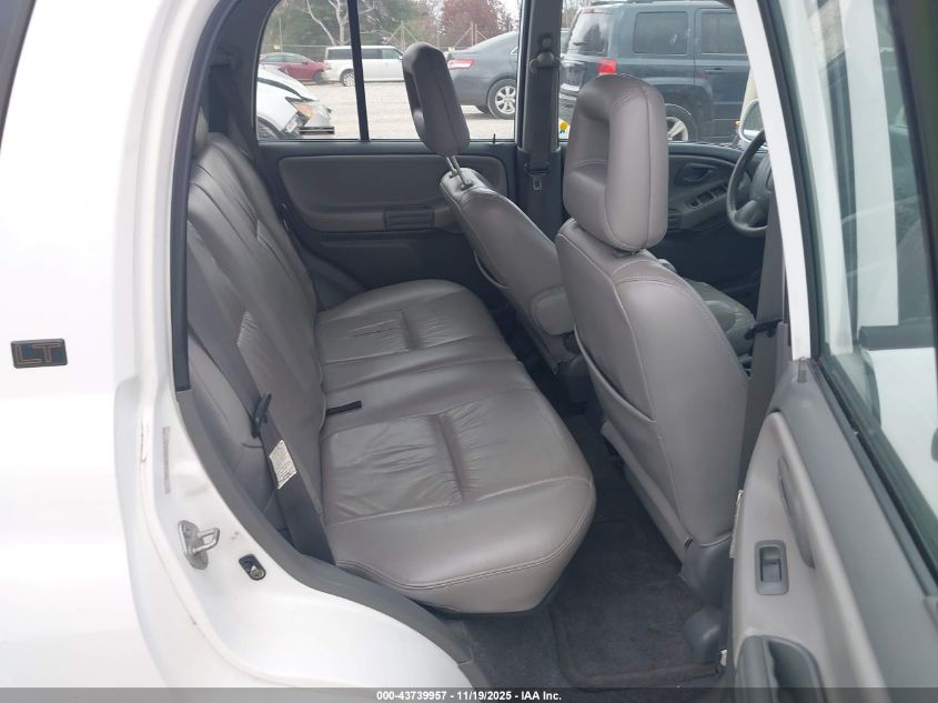 2002 Chevrolet Tracker Hard Top Lt VIN: 2CNBJ634226937283 Lot: 43739957