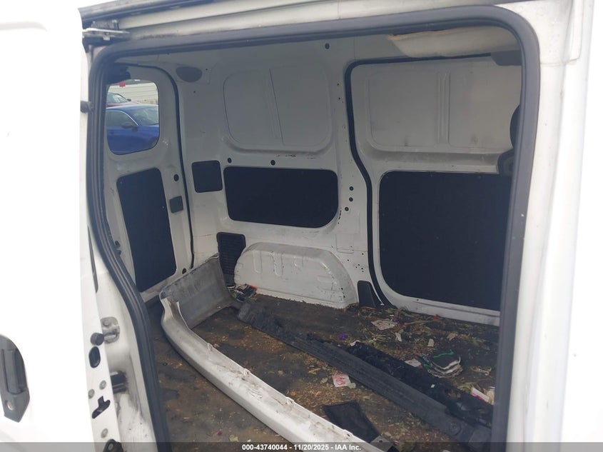 2017 Nissan Nv200 Sv VIN: 3N6CM0KNXHK705920 Lot: 43740044