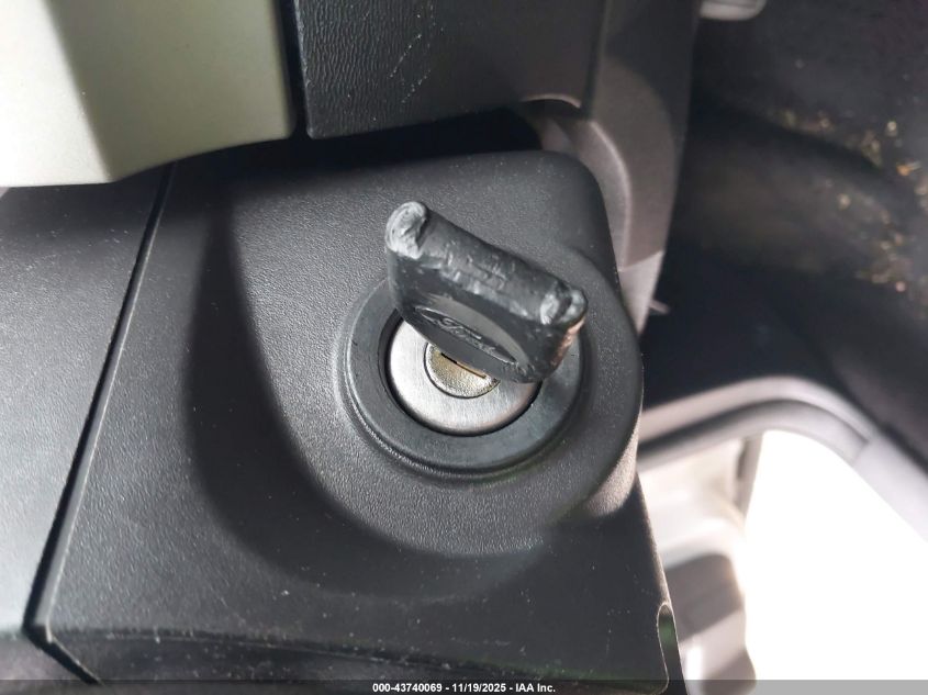 2008 Ford Focus Se/Ses VIN: 1FAHP33N68W103154 Lot: 43740069