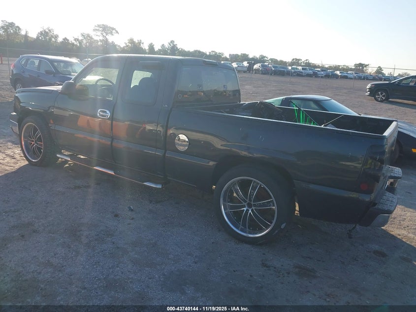 1GCEC19V73Z147594 2003 CHEVROLET SILVERADO photo no. 3