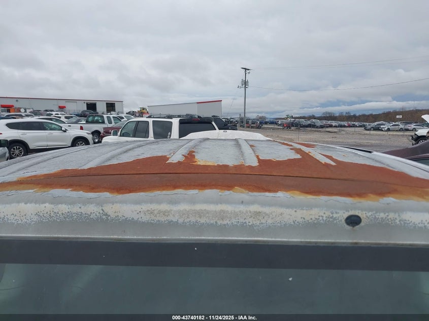 1997 Dodge Caravan VIN: 2B4FP25B6VR102831 Lot: 43740182