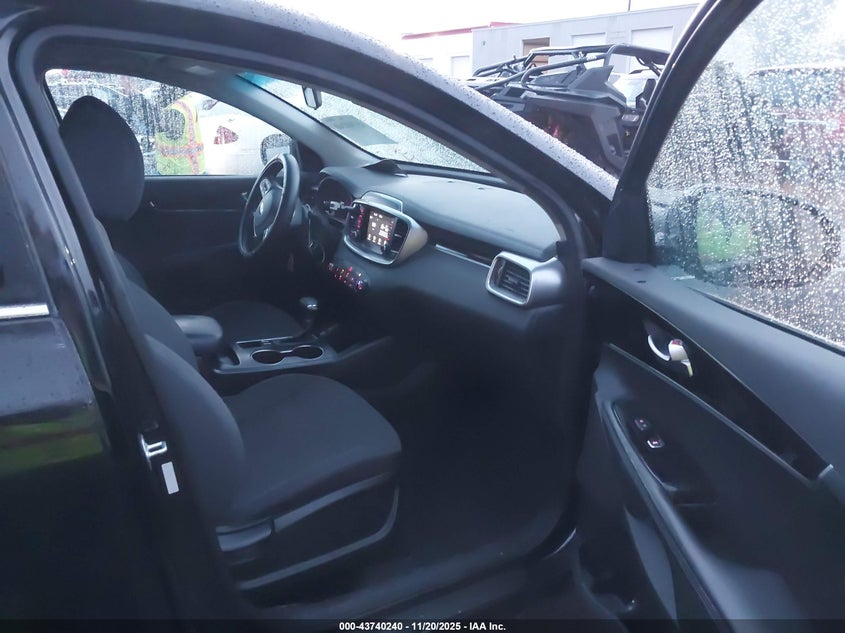 5XYPG4A37KG518758 2019 KIA SORENTO photo no. 5