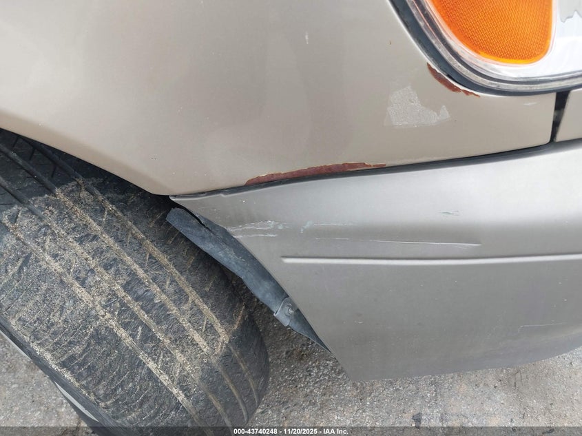 2001 Toyota Sienna Xle VIN: 4T3ZF13C71U386169 Lot: 43740248