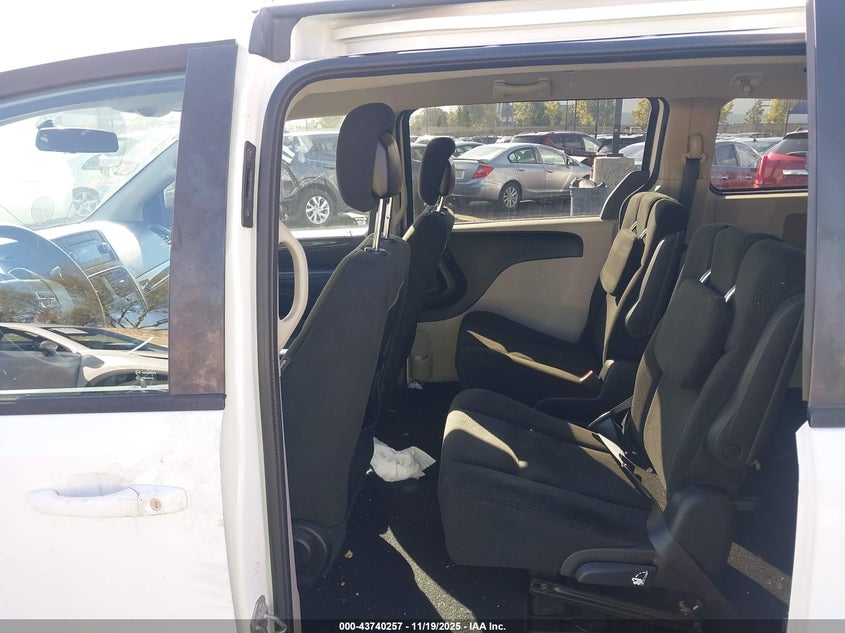 2016 Dodge Grand Caravan Se VIN: 2C4RDGBG3GR105758 Lot: 43740257