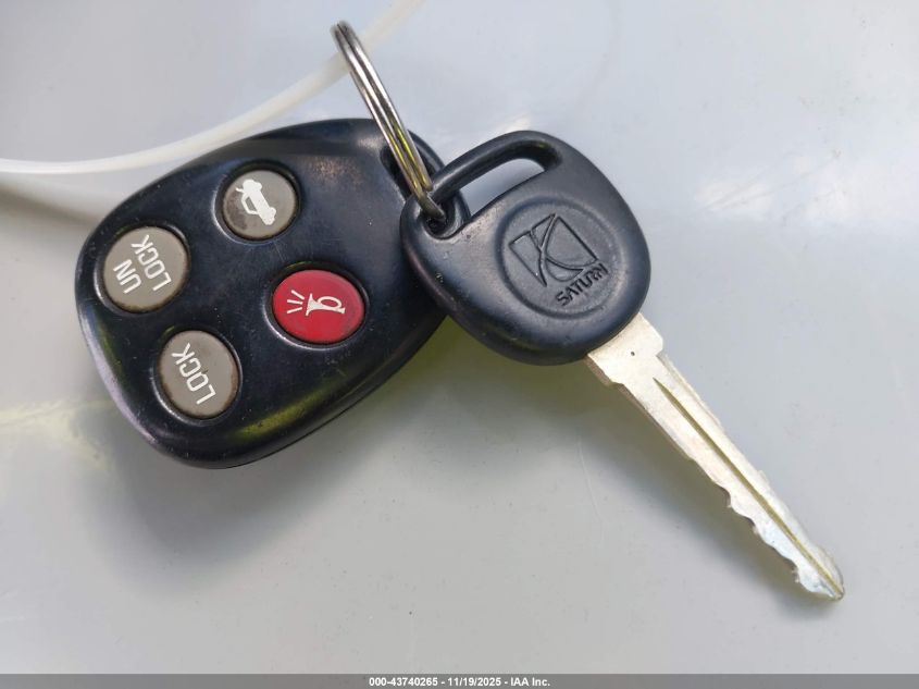 2001 Saturn Lw200 VIN: 1G8JU82F31Y522708 Lot: 43740265