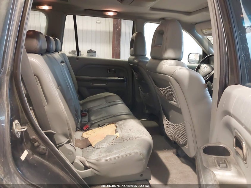 2005 Honda Pilot Ex-L VIN: 5FNYF18675B035451 Lot: 43740276