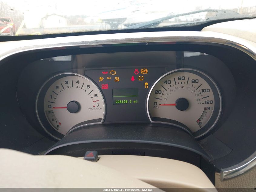 2007 Ford Explorer Eddie Bauer VIN: 1FMEU74E17UA61428 Lot: 43740294