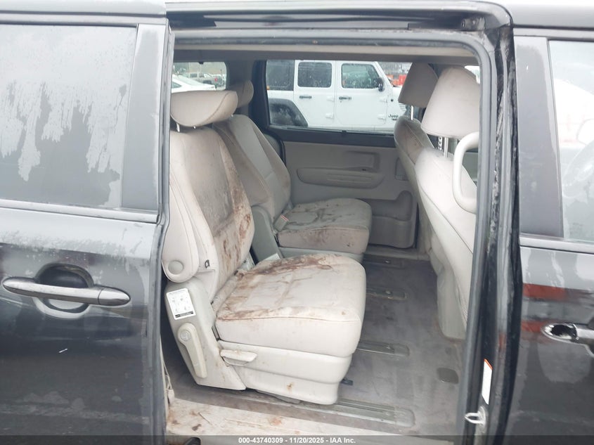 2016 Kia Sedona Lx VIN: KNDMB5C19G6083061 Lot: 43740309