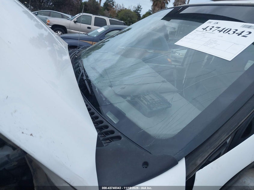 2001 Ford F-250 Lariat/Xl/Xlt VIN: 1FTNX20F21ED51885 Lot: 43740342