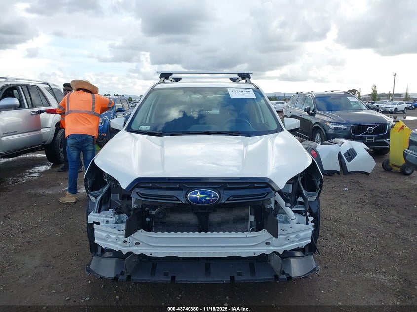 2022 Subaru Forester Premium VIN: JF2SKAEC5NH507160 Lot: 43740380