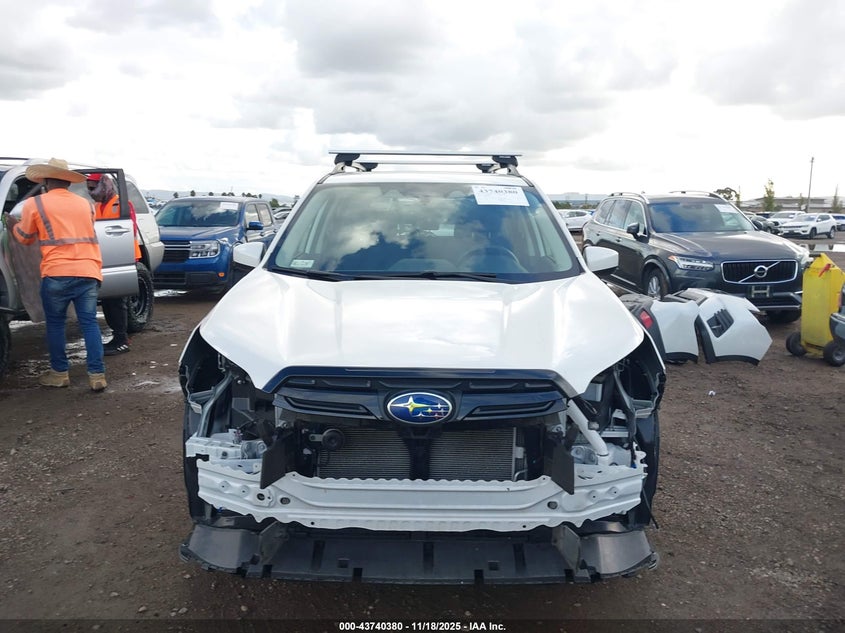 2022 Subaru Forester Premium VIN: JF2SKAEC5NH507160 Lot: 43740380