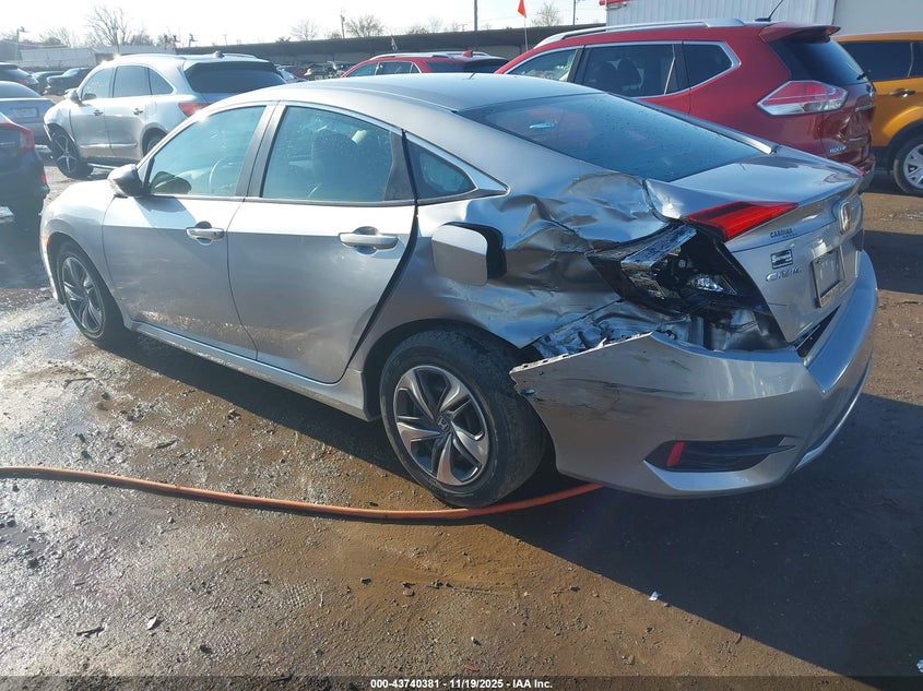 2019 HONDA CIVIC auction photo 3