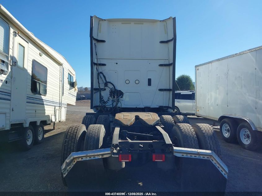 2018 International Lt VIN: 3HSDZAPR0JN355557 Lot: 43740396