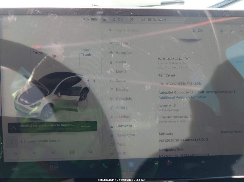 2022 Tesla Model Y Long Range Dual Motor All-Wheel Drive VIN: 7SAYGDEE1NF434806 Lot: 43740413