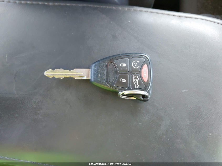 2009 Dodge Avenger Sxt VIN: 1B3LC56B79N531675 Lot: 43740448