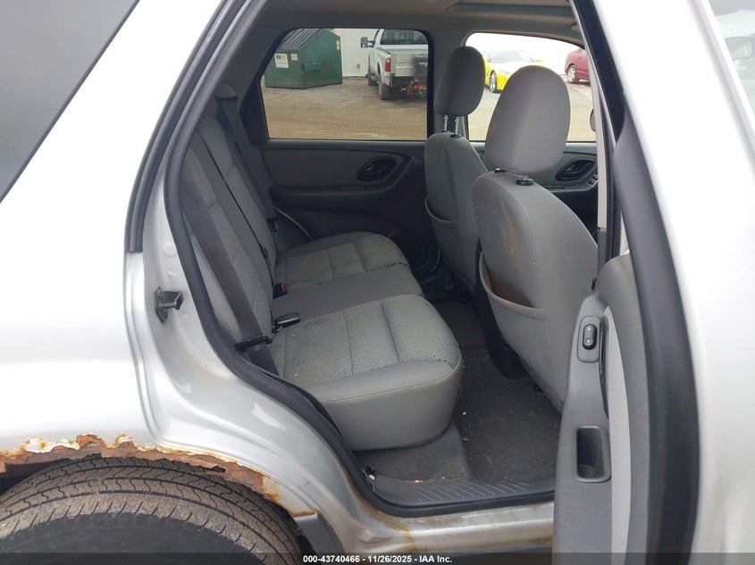 2005 Ford Escape Xlt VIN: 1FMCU93125KA11244 Lot: 43740466